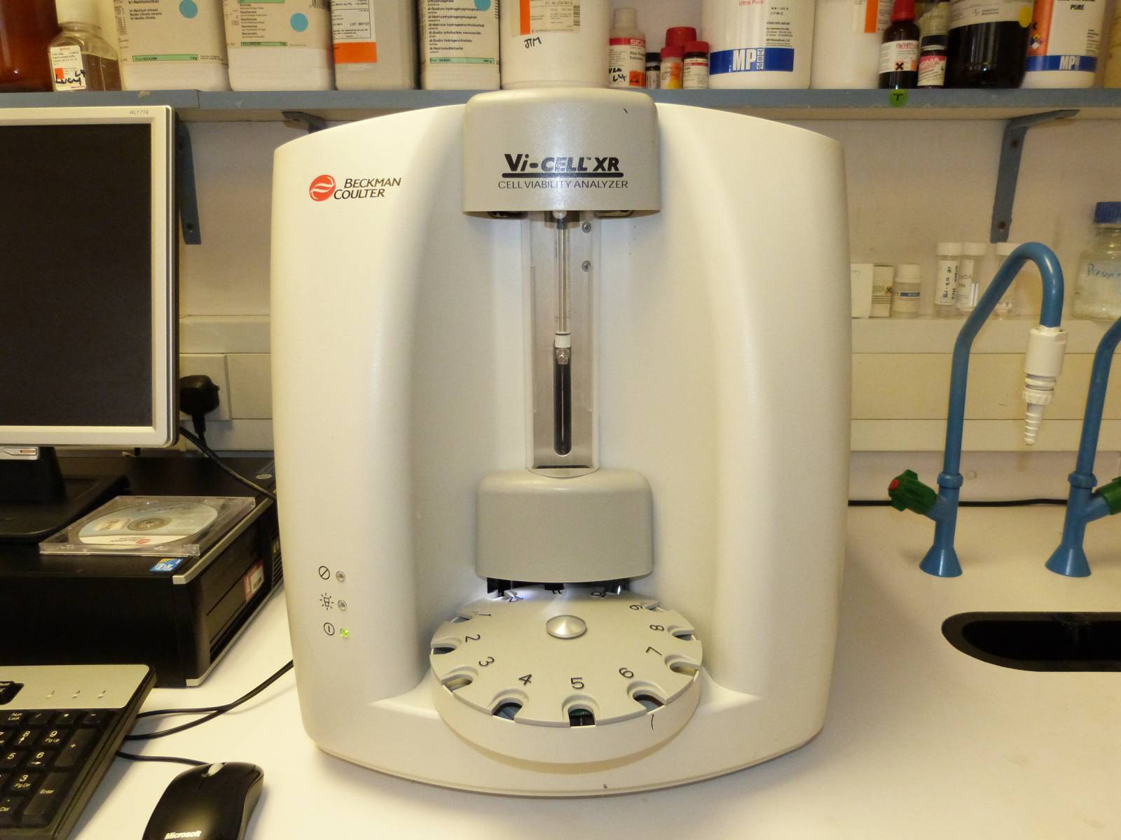 Cell Viability Analyzer (VI-Cell XR)